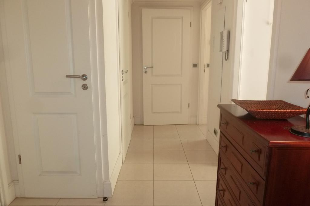 Stunning 2 Bed, 2 Bath Apt On The Cannes Sea Front Has Swimming Pool And Is A Secure Modern Building 464 外观 照片