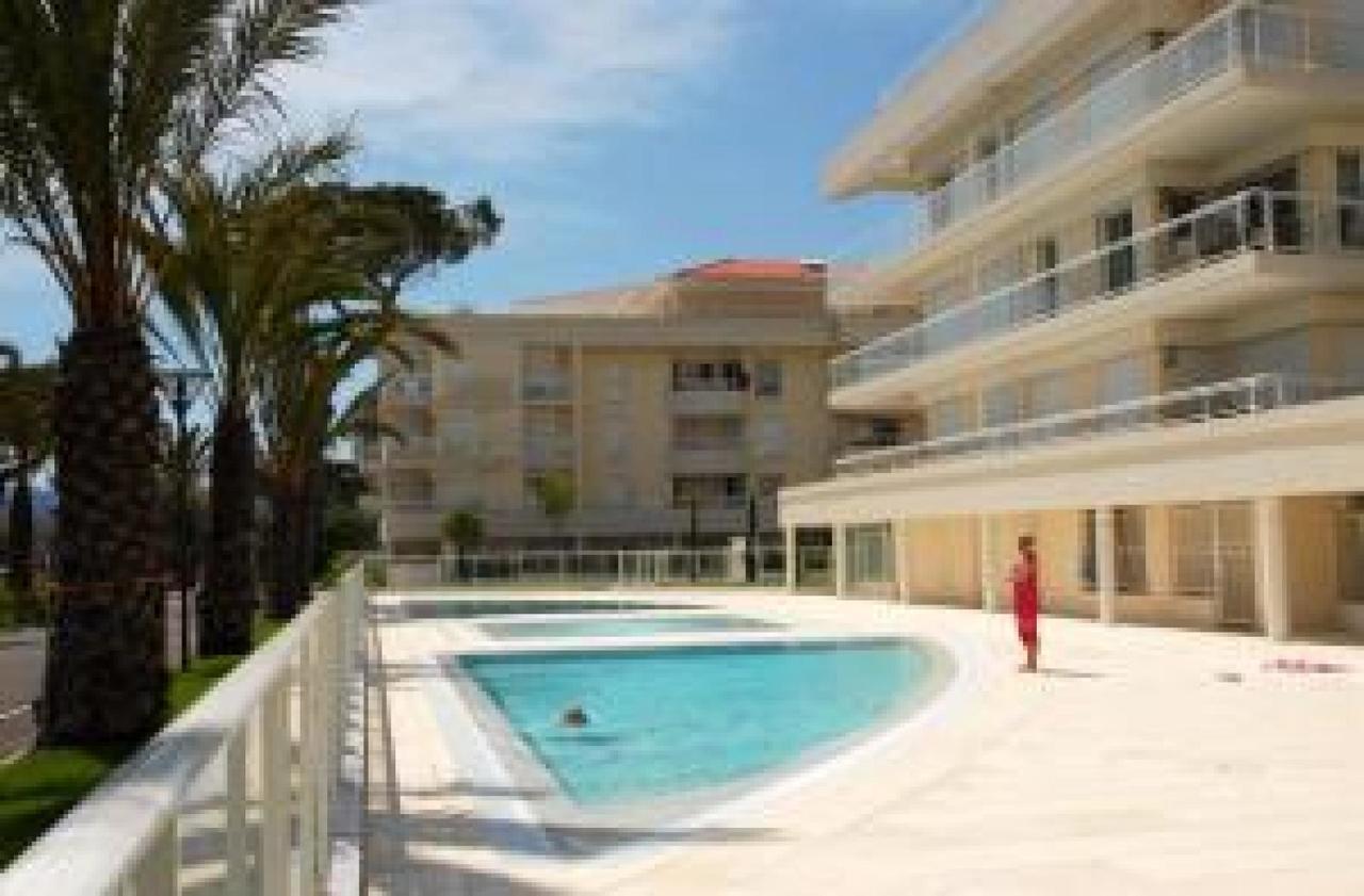 Stunning 2 Bed, 2 Bath Apt On The Cannes Sea Front Has Swimming Pool And Is A Secure Modern Building 464 外观 照片