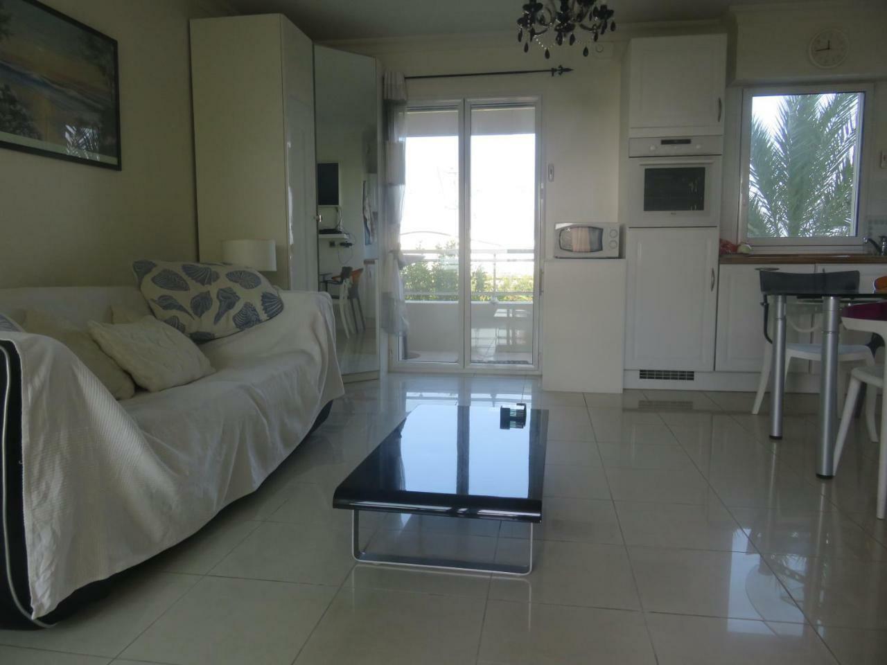 Stunning 2 Bed, 2 Bath Apt On The Cannes Sea Front Has Swimming Pool And Is A Secure Modern Building 464 外观 照片